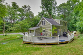 Charming Manheim Cottage with On-Site Animal Viewing